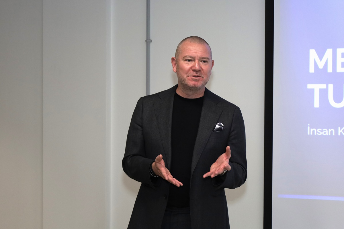 Peerstack Academy: Qwasar Silicon Valley's IT Education Programs Now in Azerbaijan