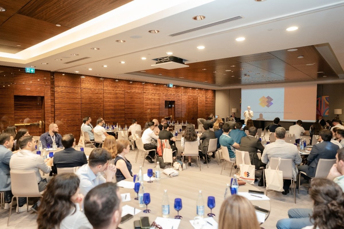 Leadership Excellence and Acceleration Program