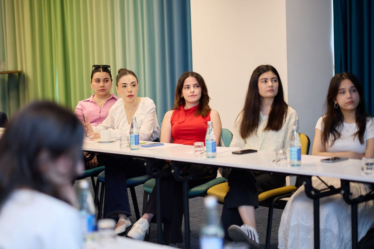 PARLA Scholarship and Development Program Hosts Interview Skills Training to Strengthen Career Readiness