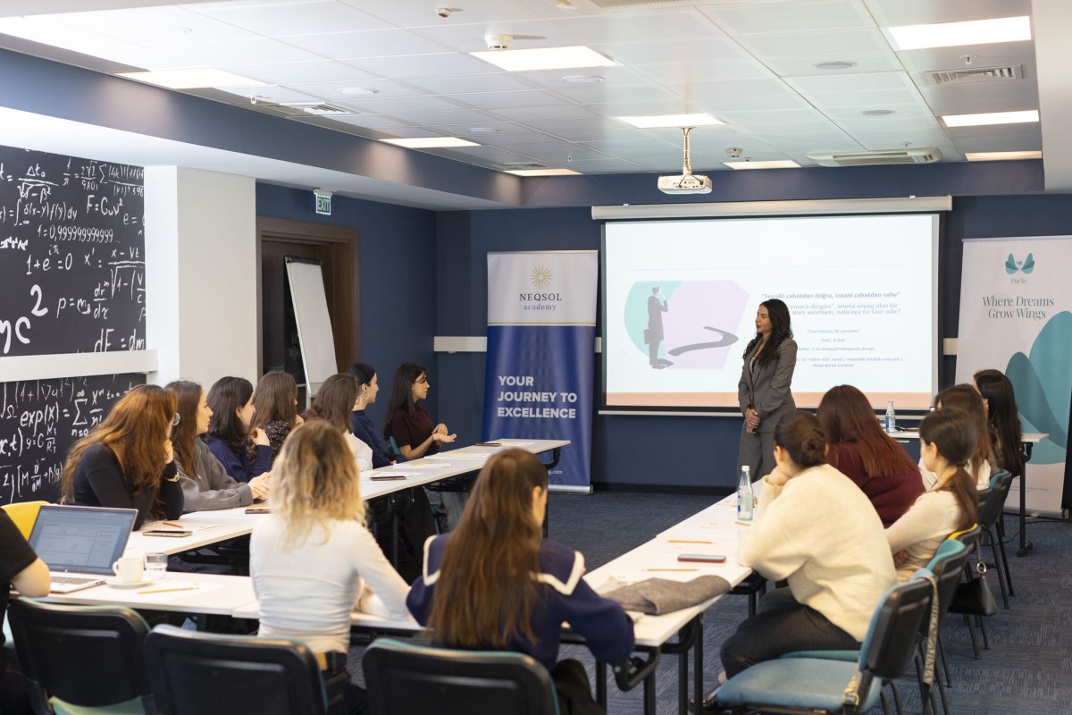 PARLA Program Hosts Session on Transforming Communication into Meaningful Business Connections