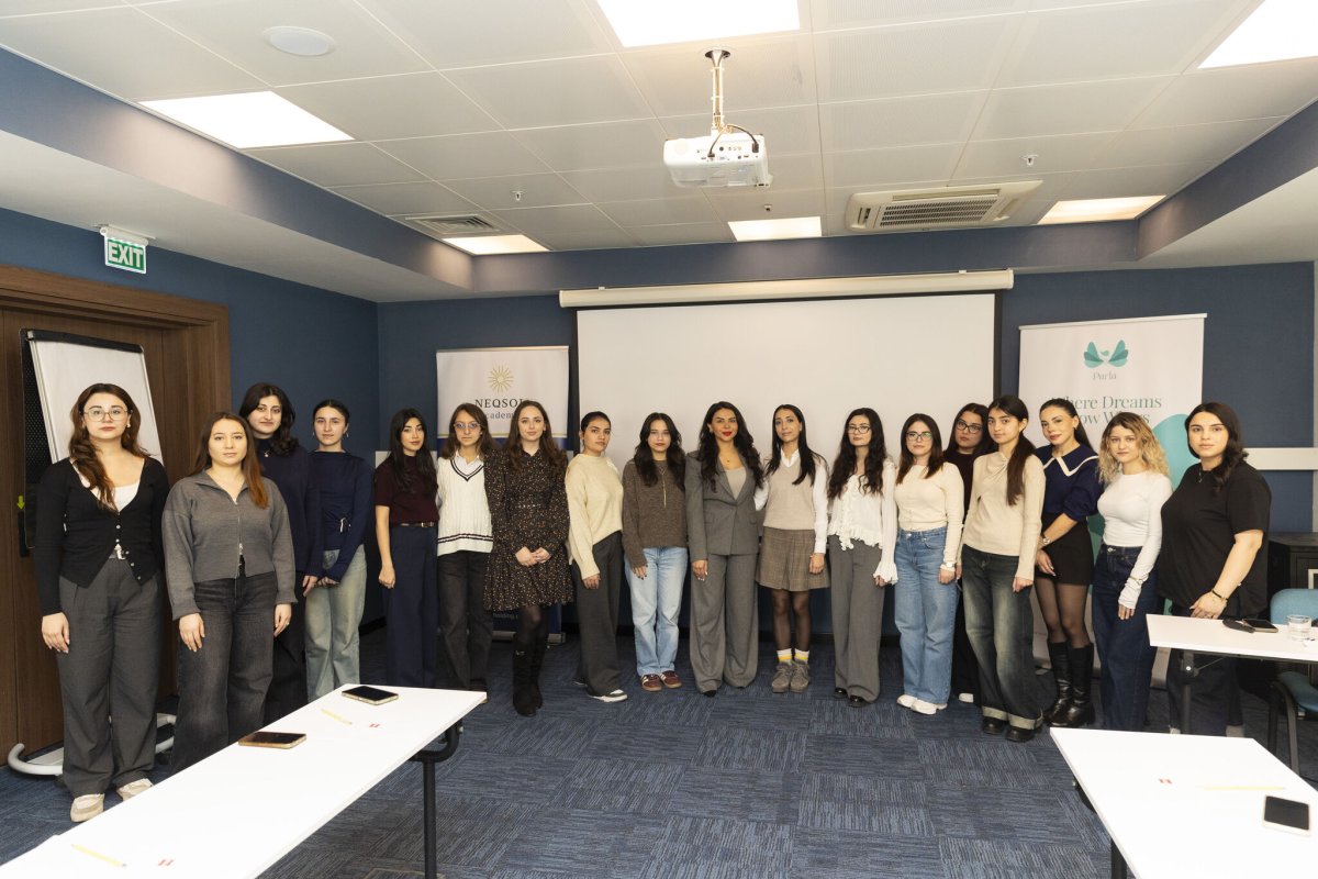PARLA Program Hosts Session on Transforming Communication into Meaningful Business Connections